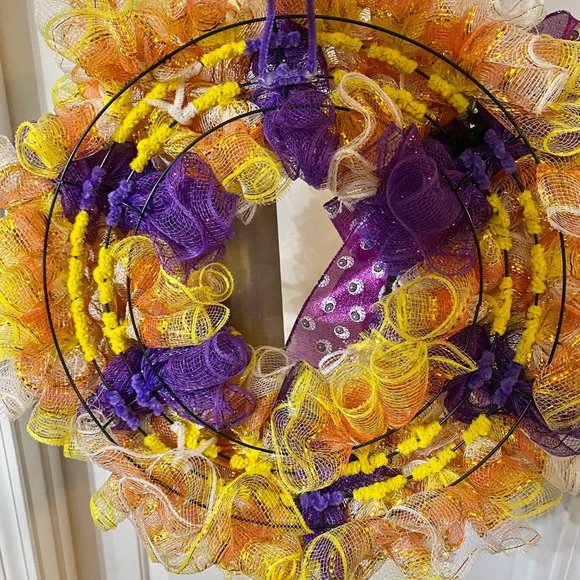 Trick or Treat Halloween Wreath! - Picture 4 of 4